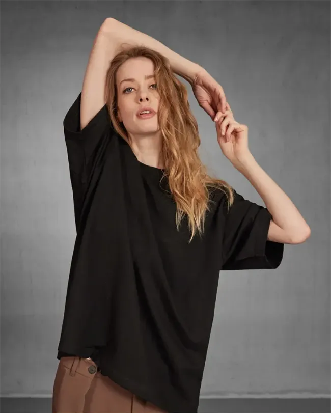 T-Shirt #E220 Oversized 